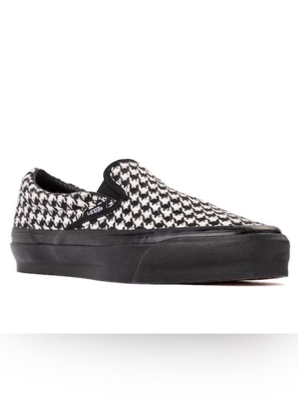 NEW Vans BLACK WHITE Houndstooth Print Slip on Sneakers SZ 8 - Picture 2 of 12